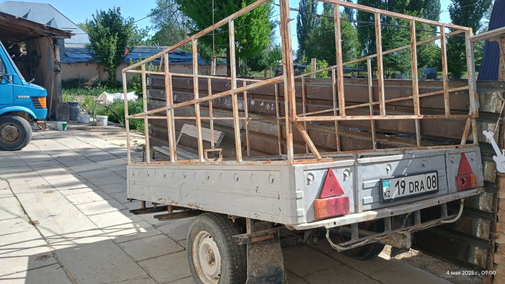 Прицеп заводской российский в хорошем состоянии