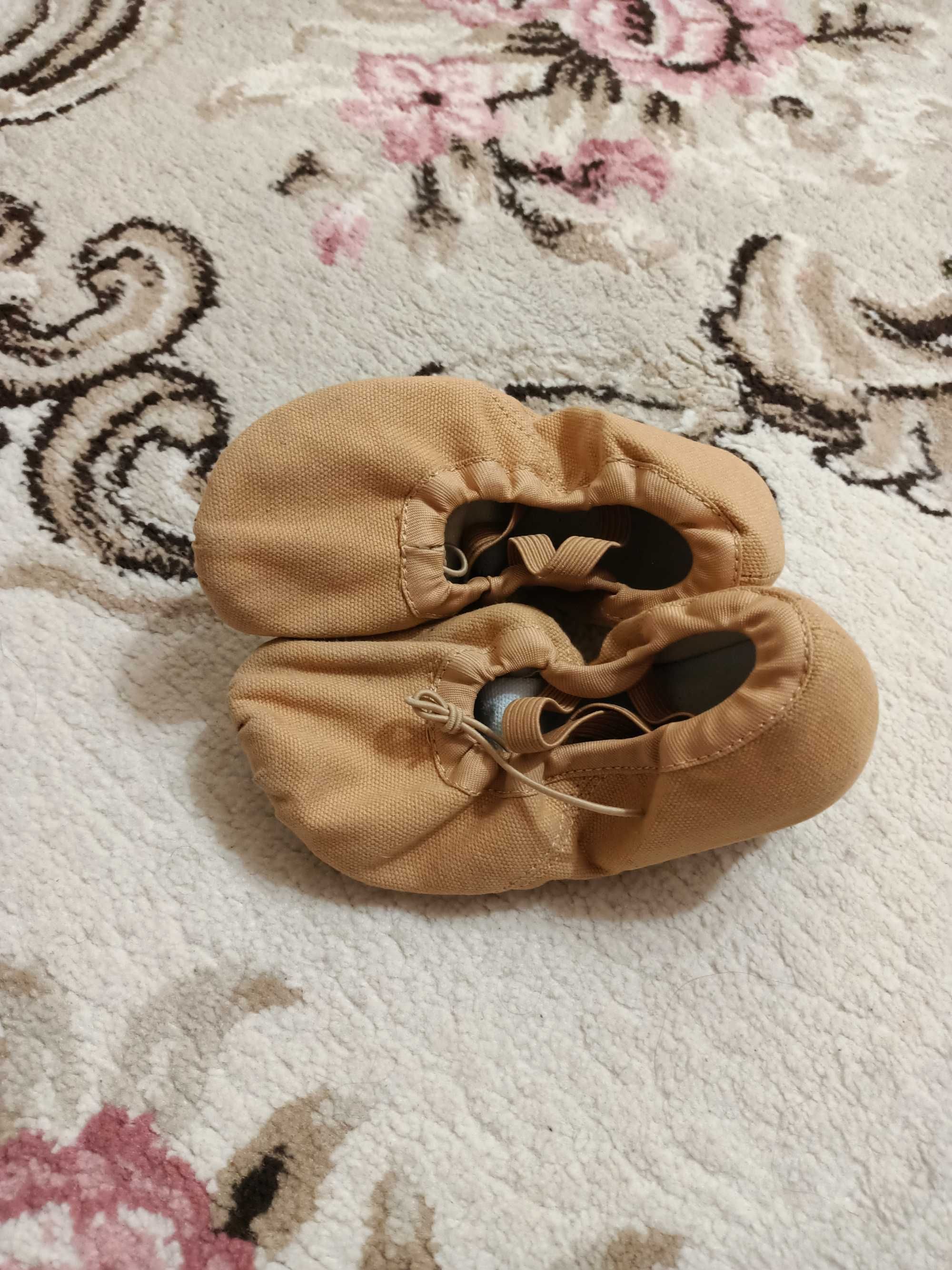 Продам детские джазовки