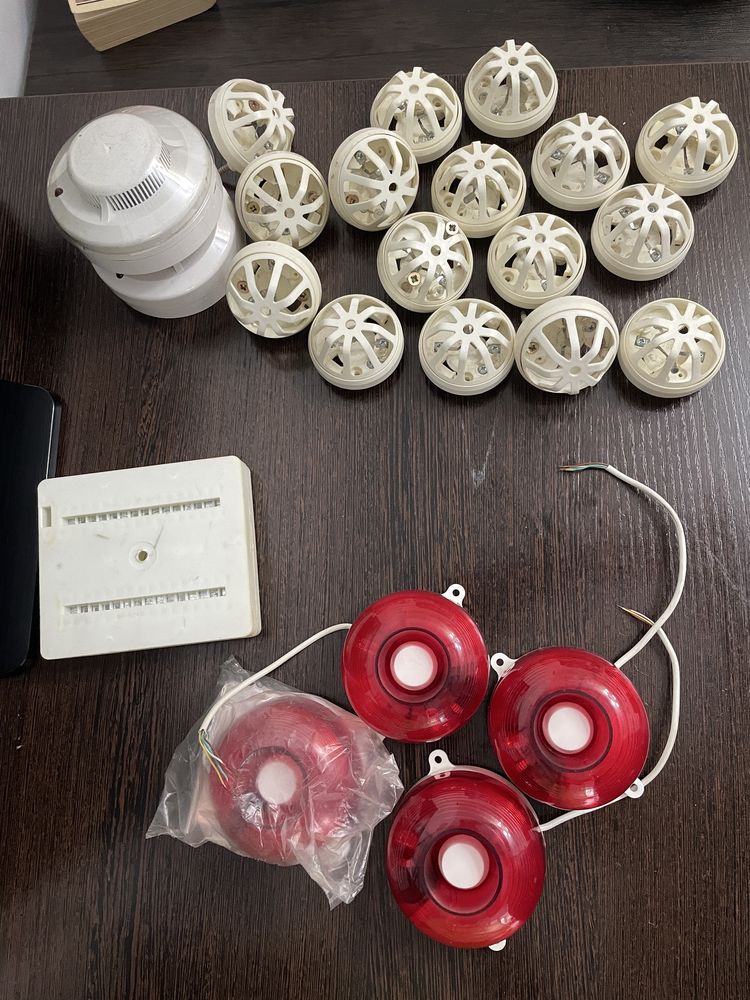 Продам комплектующие для пожарной сигнализации