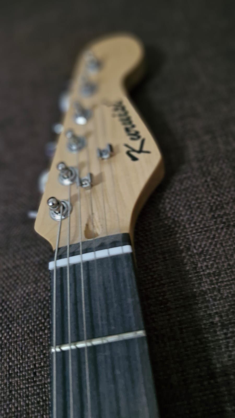 Электрогитара Kuruisi Stratocaster

• 3 сингла, 5-позицион