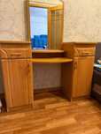 Продам комод с зеркалом, телевизор, подставка