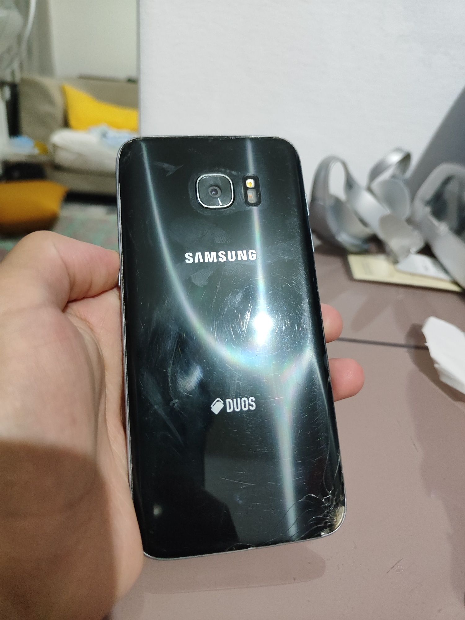 Продам или обменяю samsung s7edge