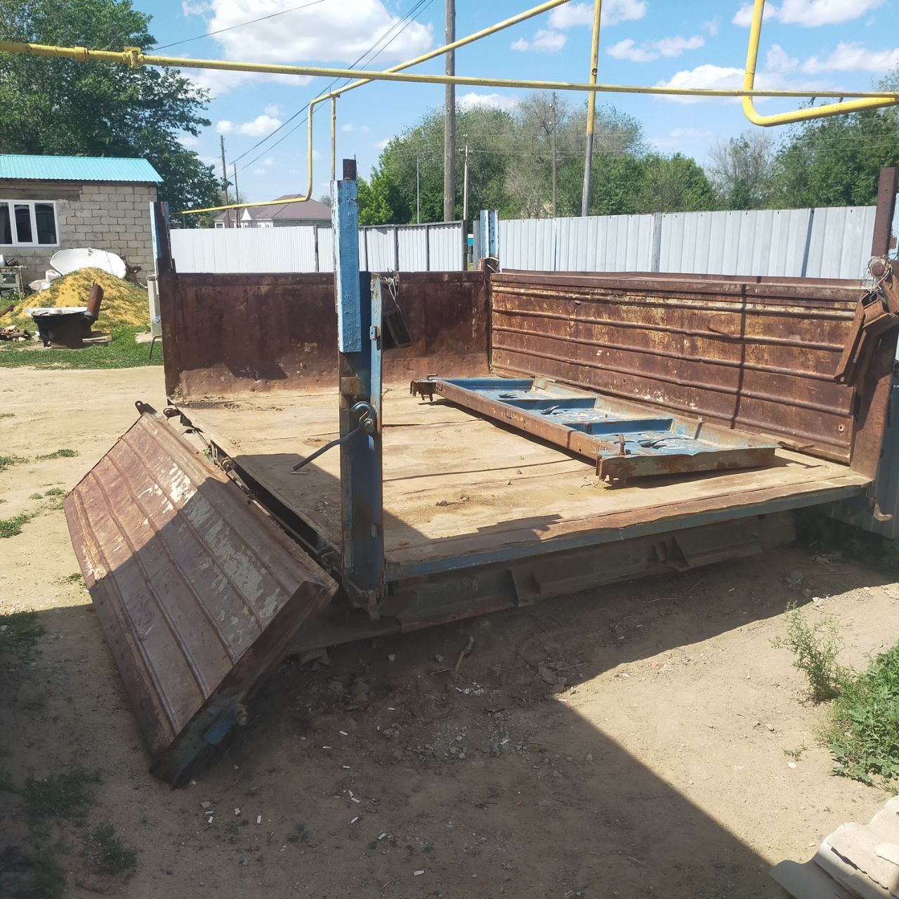 Продам на а/м ЗиЛ ( селехозник )