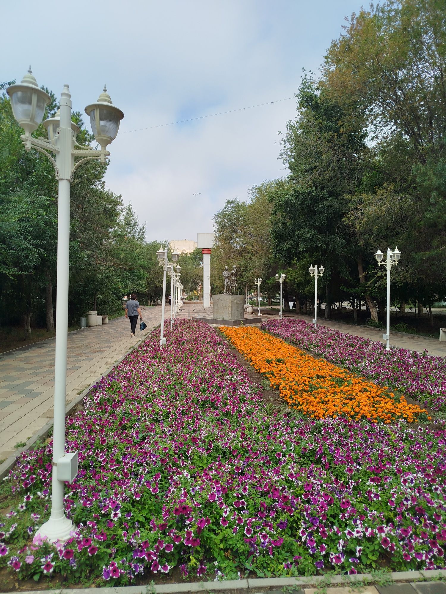 Продам 2х ком.кв.в центре города 8мкр.ХБК