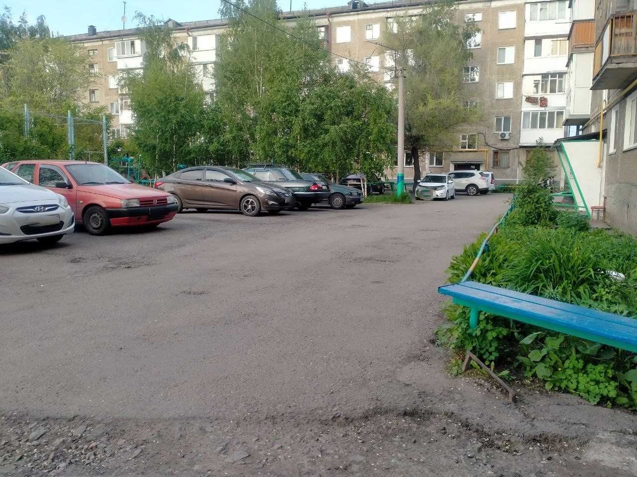 Продажа однокомнатной квартиры , район Уют.