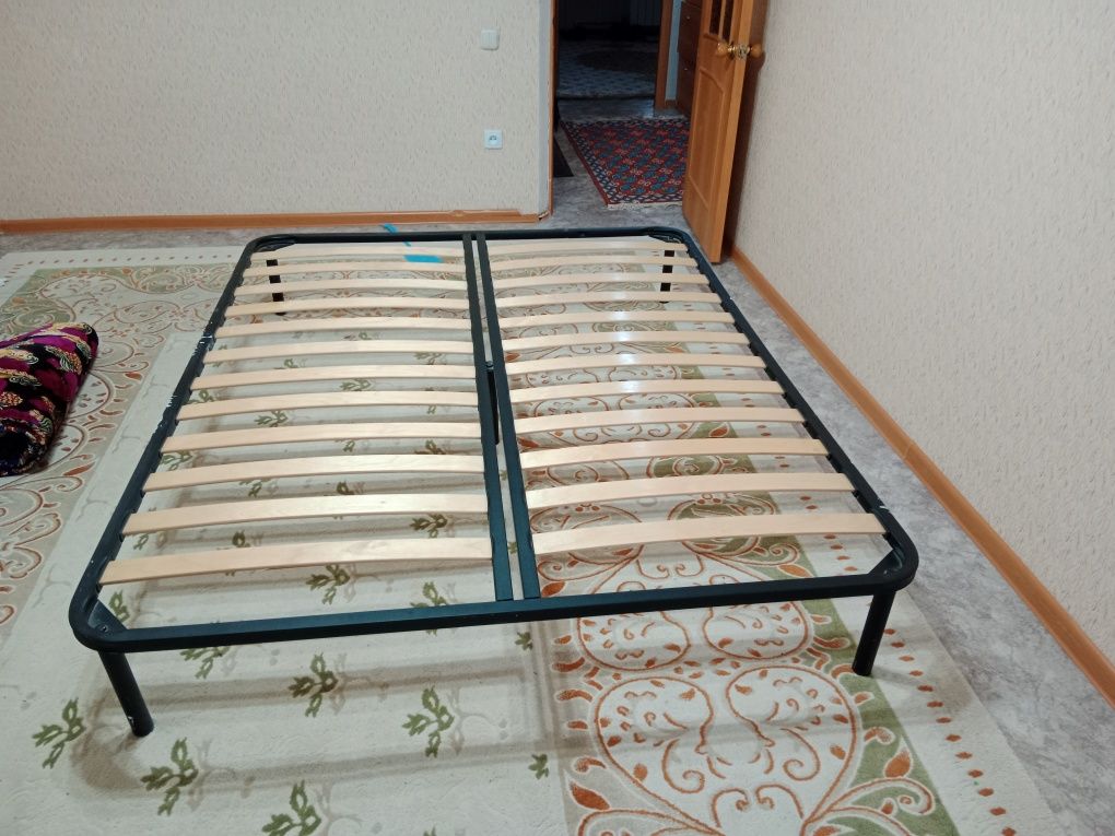 Каркас  для двухспальный кровати