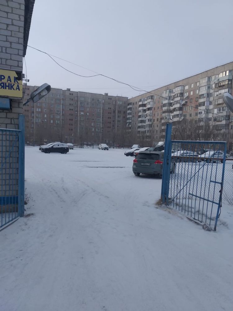 Продам автостоянку
