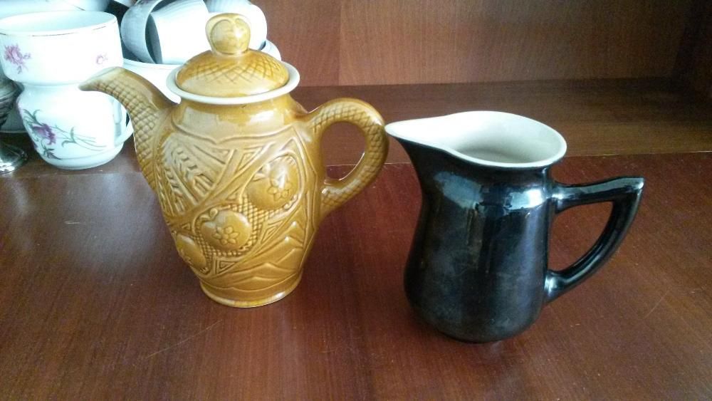 чайники и молочник керамические из СССР