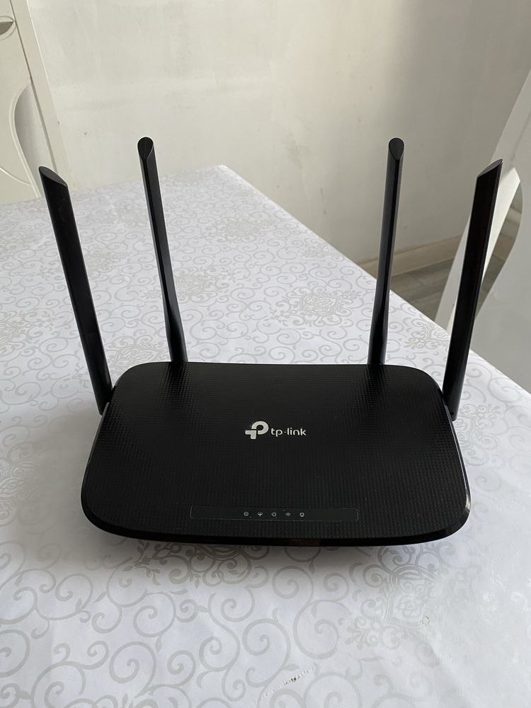 Продаю роутер tp- link