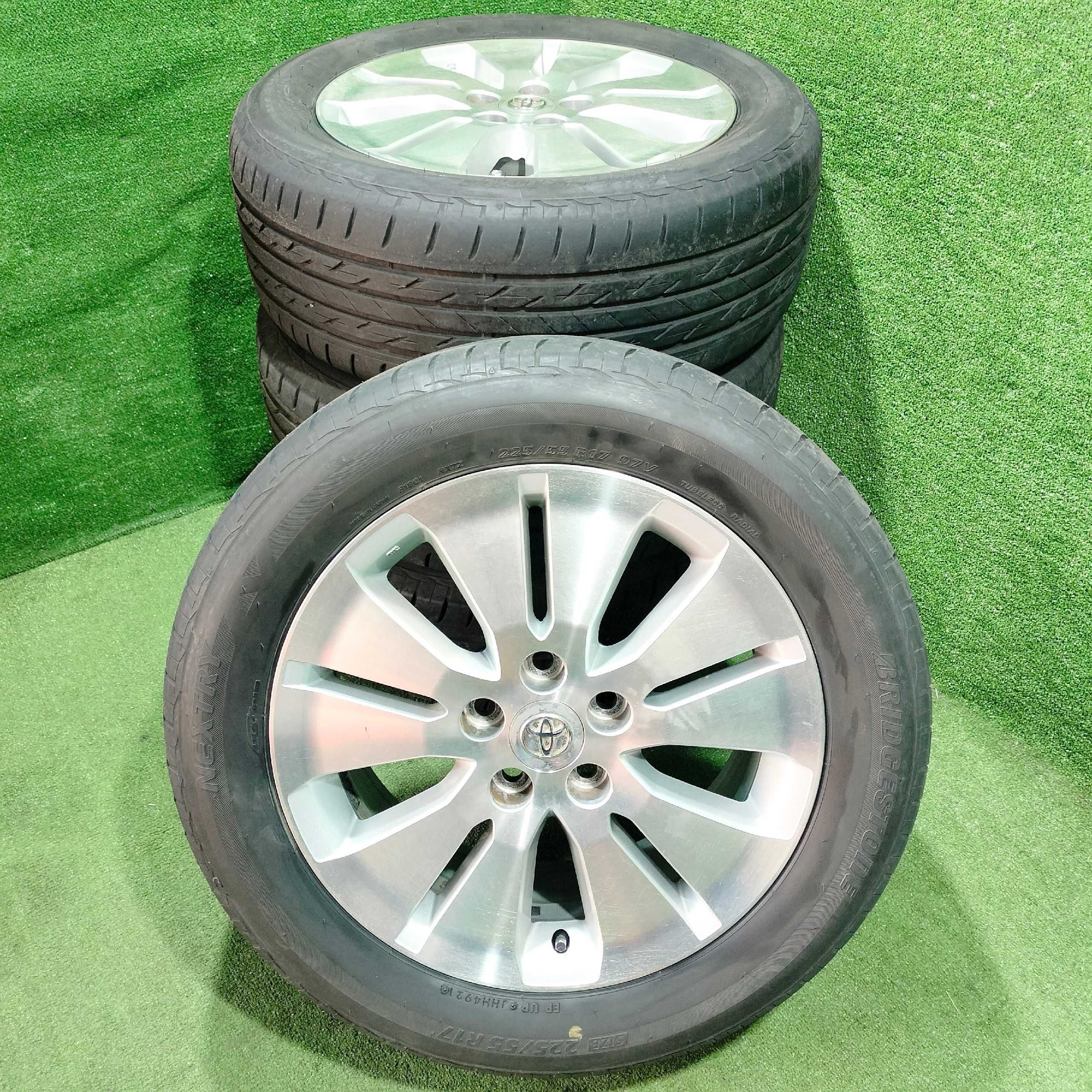 Продам Диск с Шинами Bridgestone nextry 225/55 R17 Toyota 5/114,3