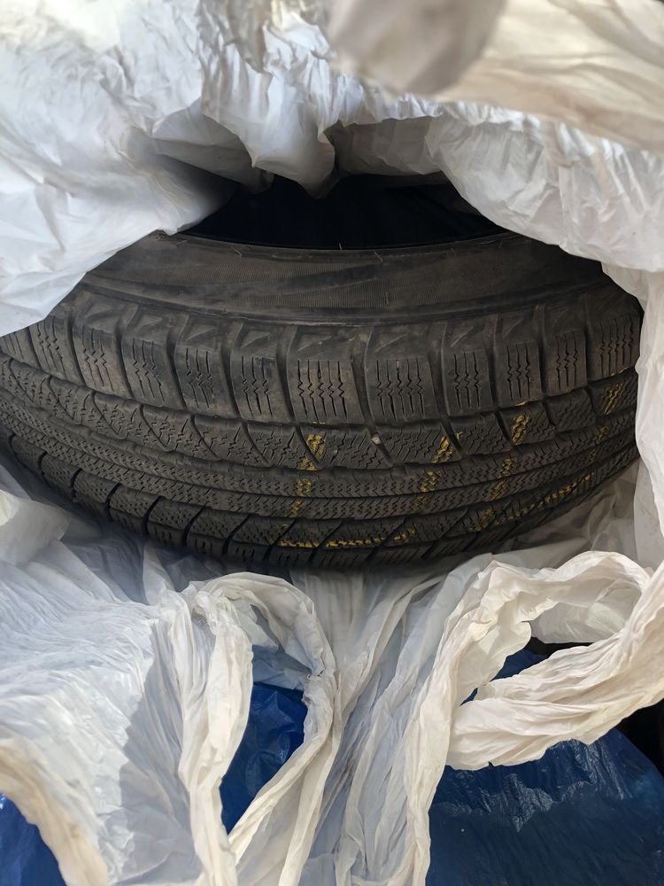 Зимние шины комплект триангл 215 55 R17