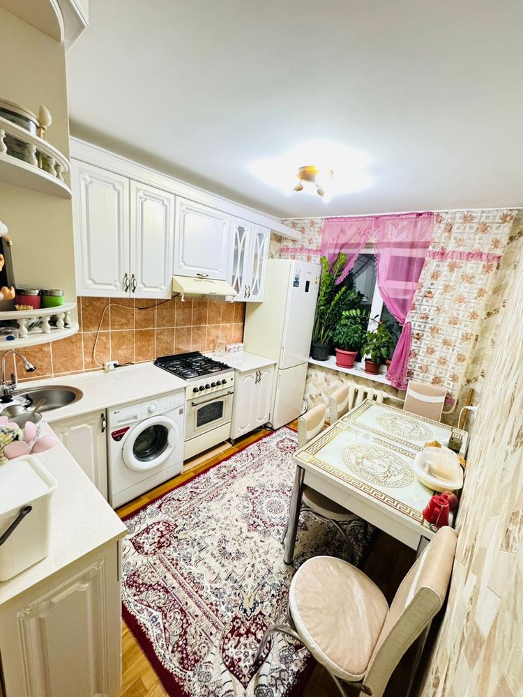 Продается 3 комнатная квартира