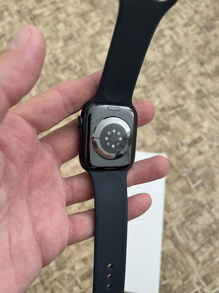 Продам Обменяю Apple Watch 9 45 mm