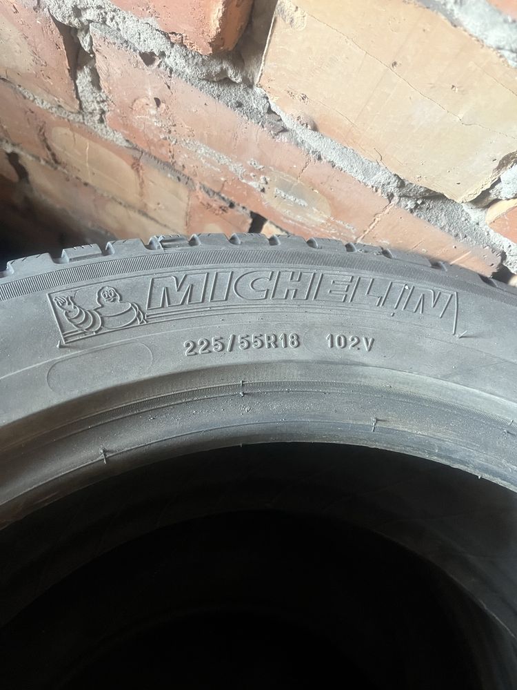 Продам зимние шины Michelin