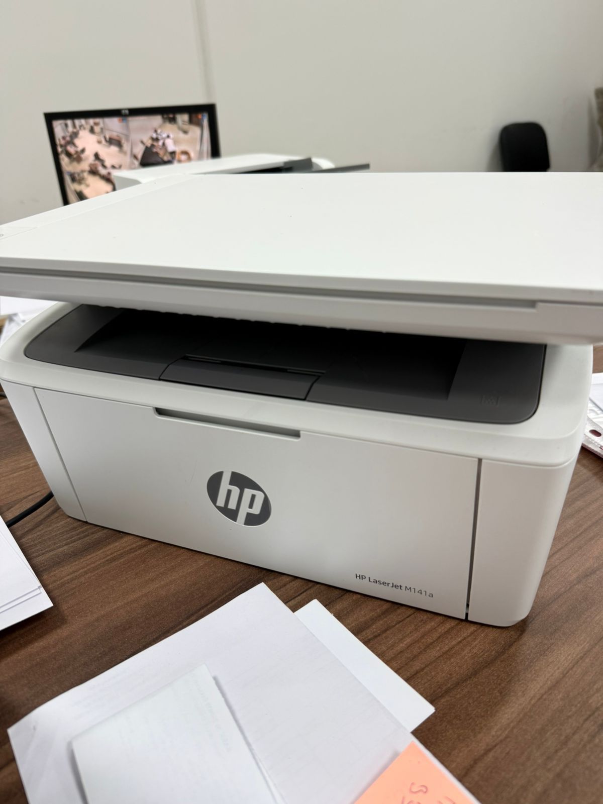 Принтер hp LaserJet M141A