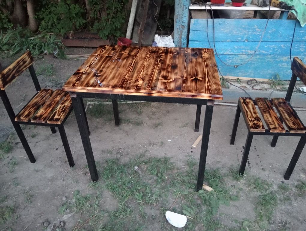 Стол для бисетки