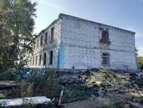Продаётся здания на разбор  находится п Кушмурун
