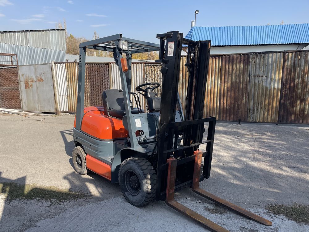 Toyota 6FG18 2006г.в. Вилочный погрузчик
