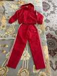 Sportivniy kostum Adidas
