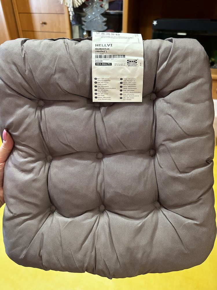 Новые стулья Ikea