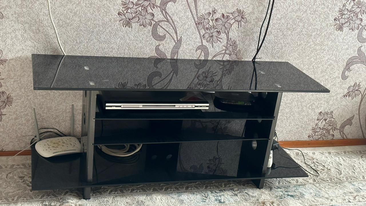 Срочно продам подставку под TV
