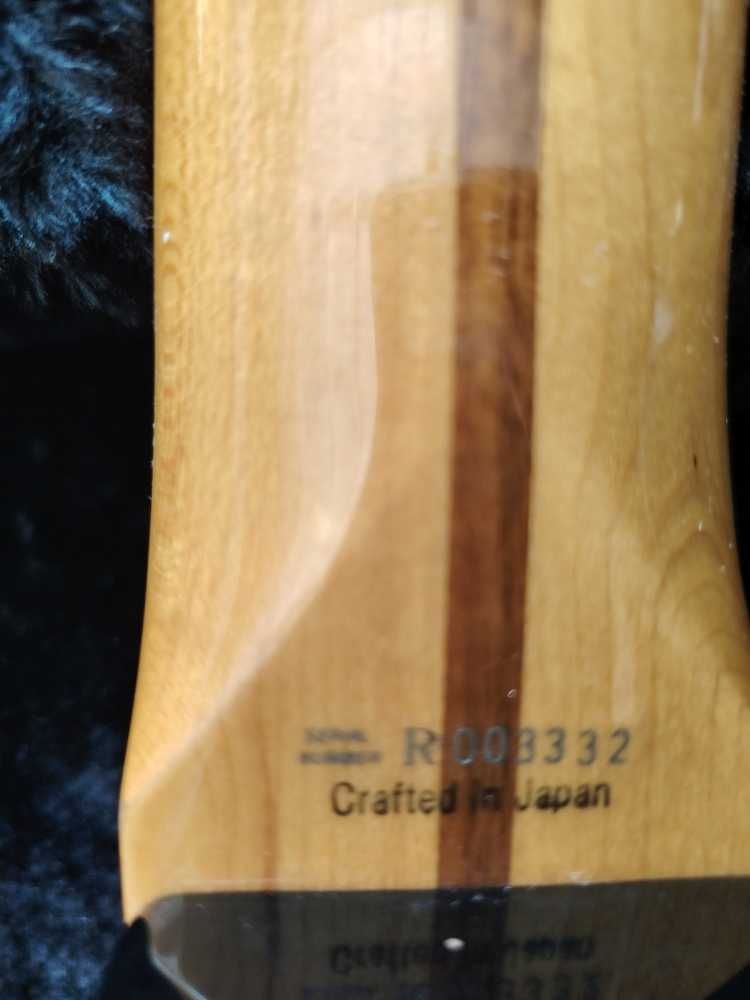 СРОЧНО Продам гитару Fender stratocaster оригинал Япония