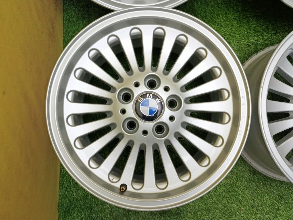 Диски R16 5×120 на BMW.