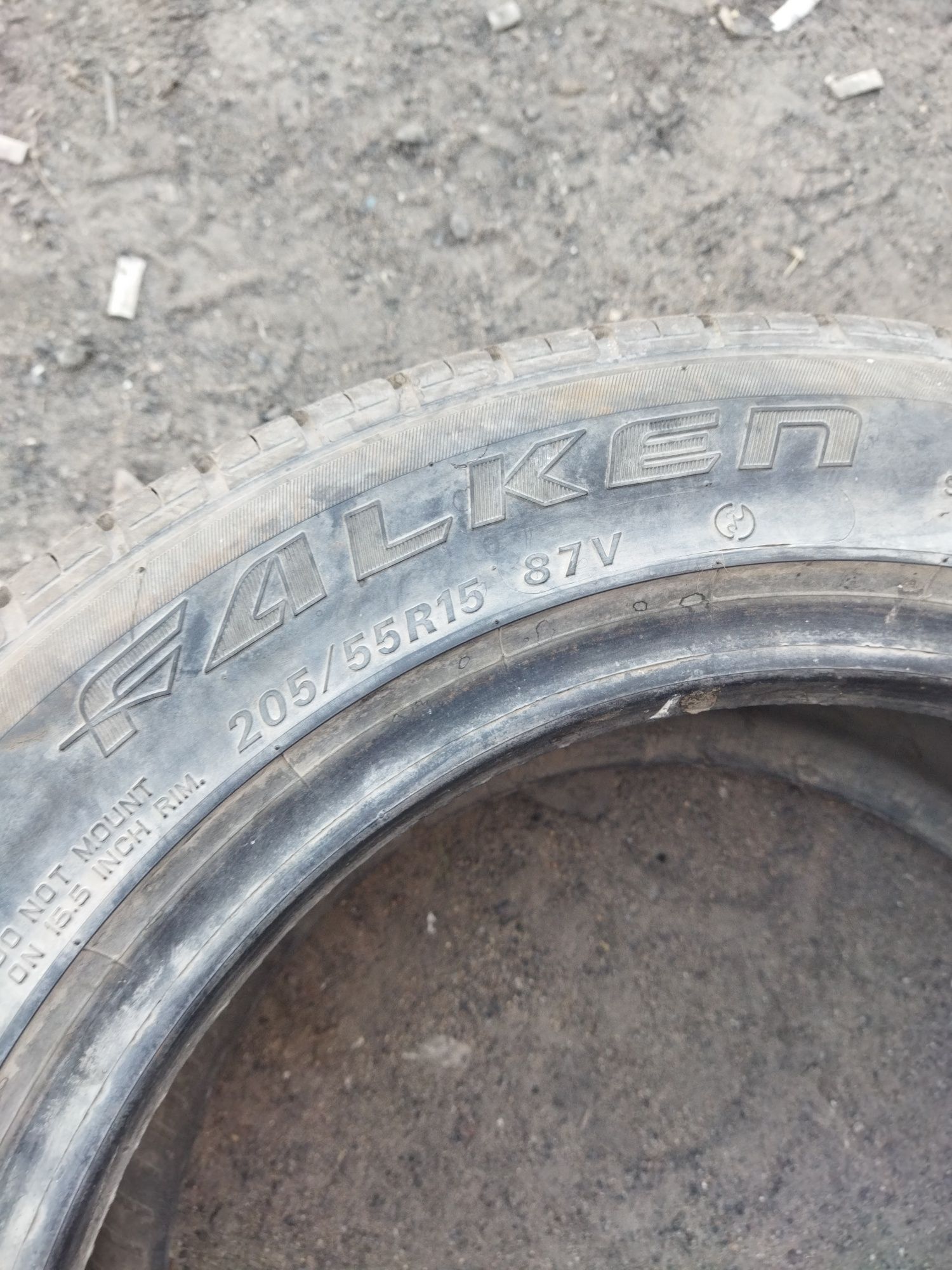 1 шина 205/55/15 Falken