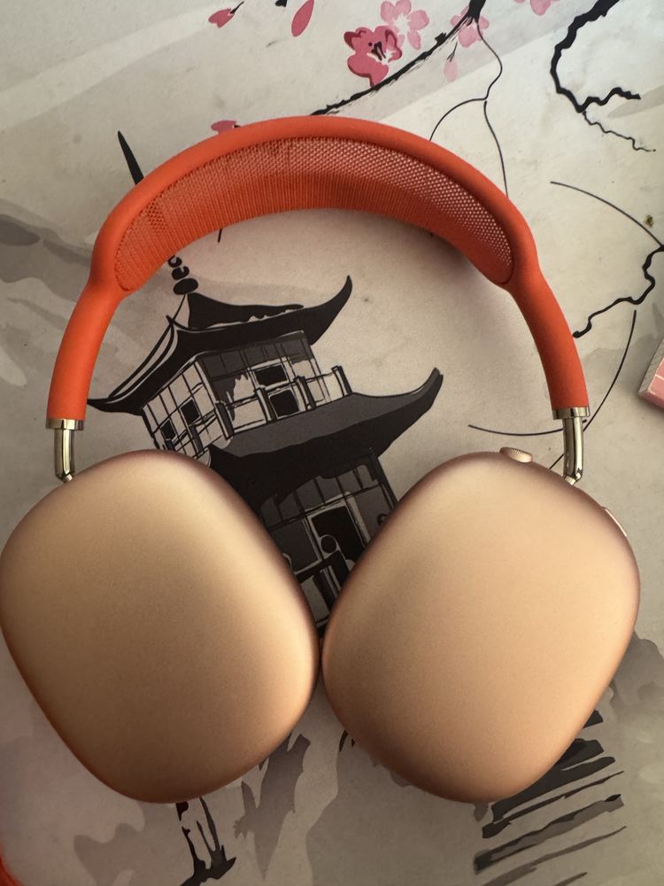 Airpods max красные