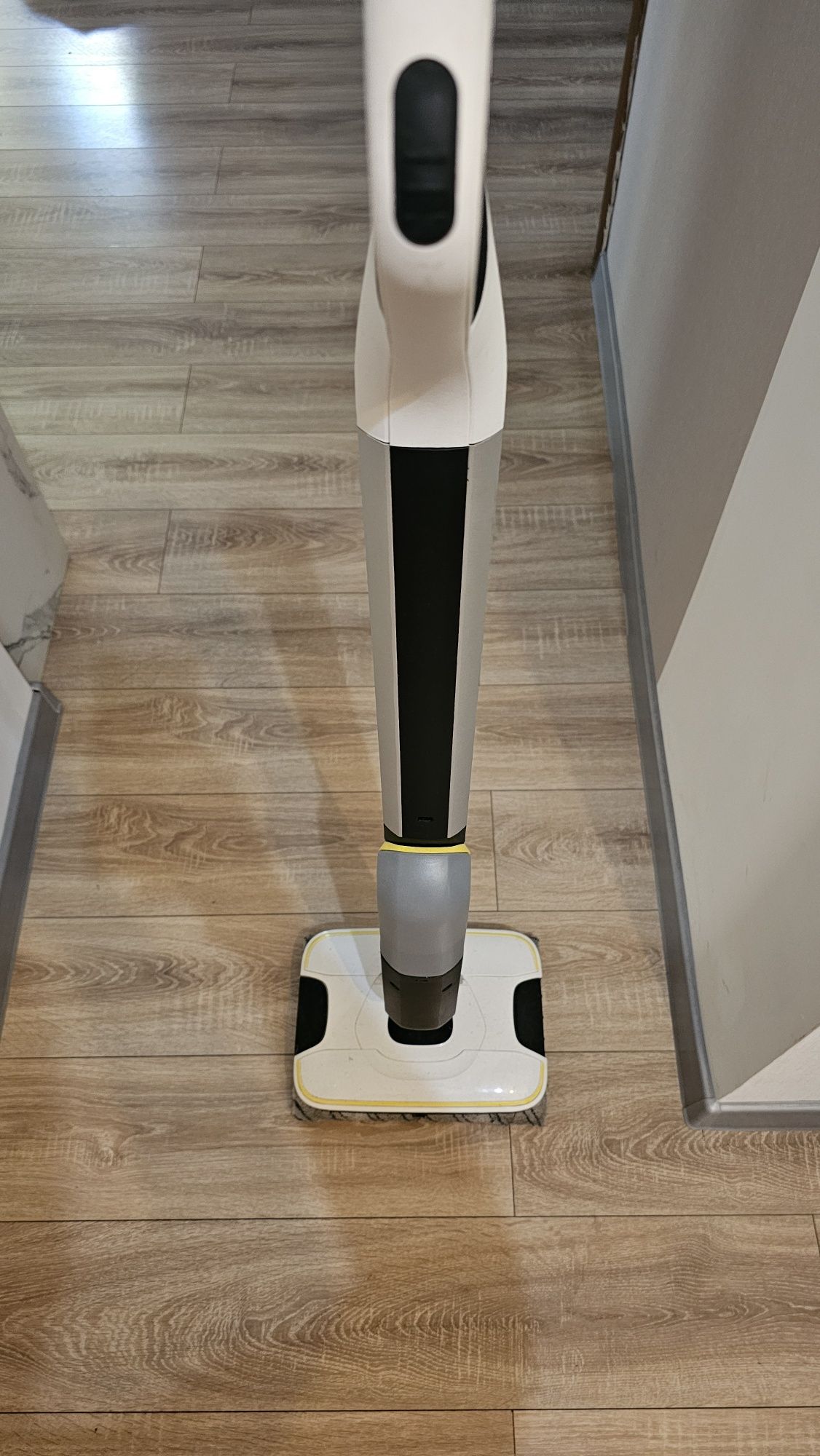 Электро швабра Karcher FC7