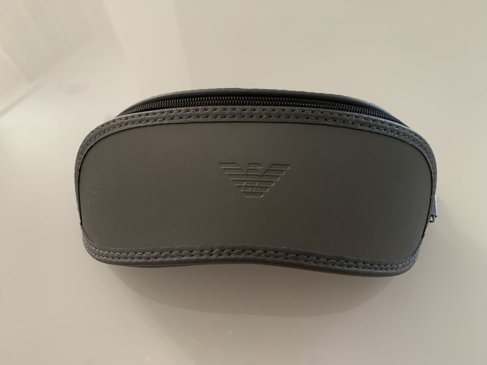 Солнцезащитные очки ARMANI.