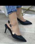 Элегантные туфли VERSACE
