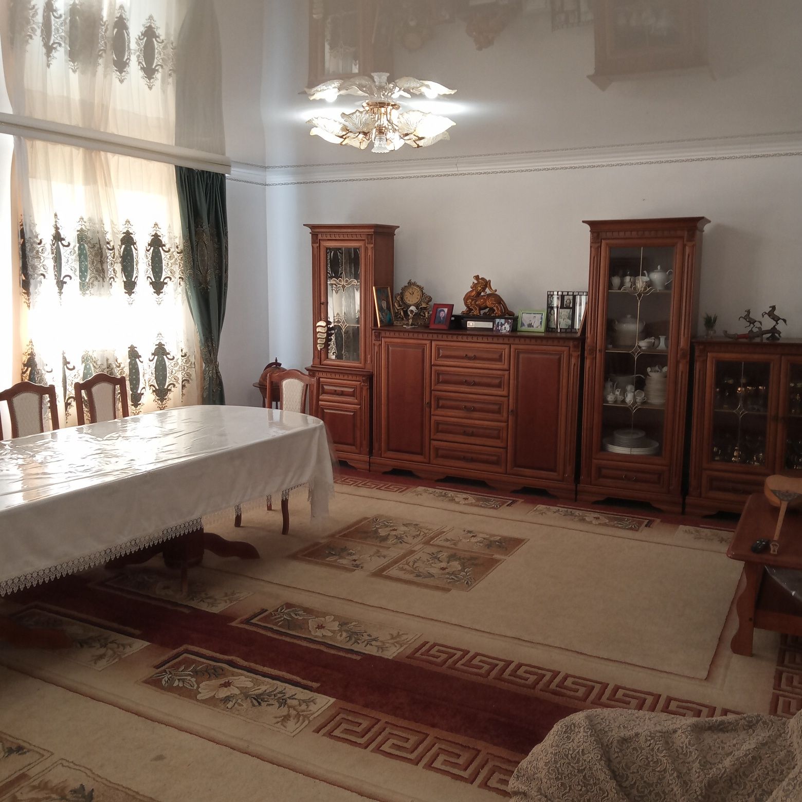 Продам срочно большой коттедж