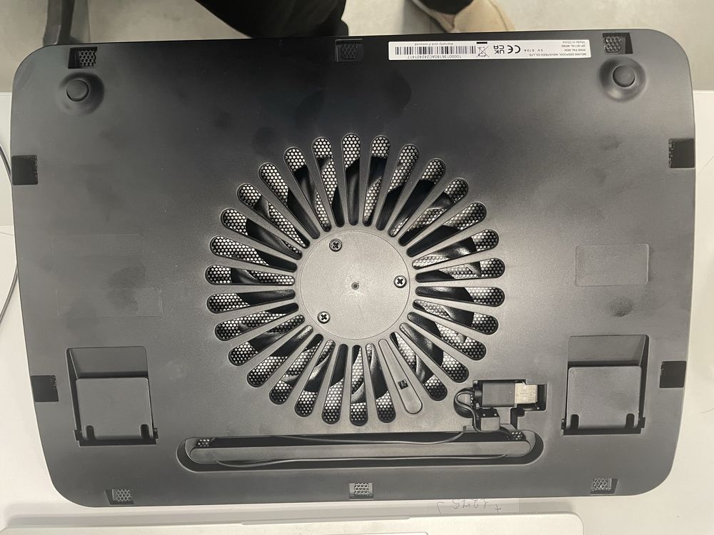 Продам подставку для ноутбука Deepcool WIND PAL MINI DP-N114L-WDMI