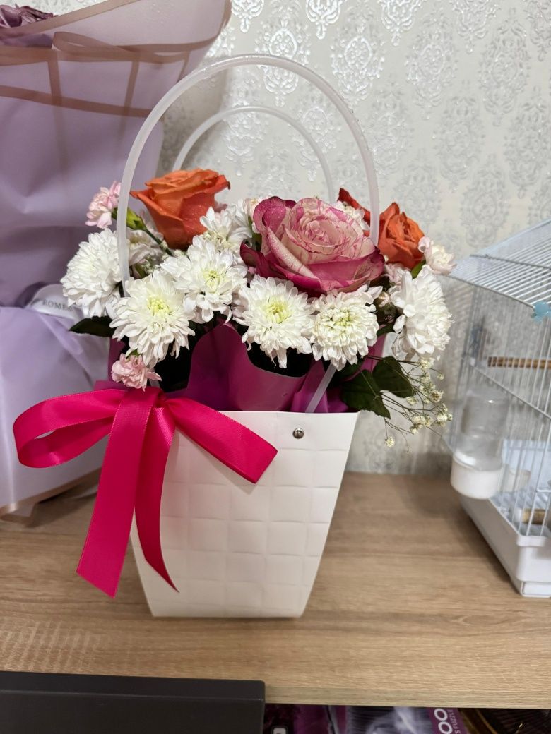 Продам разные букеты от 2-5 тыс