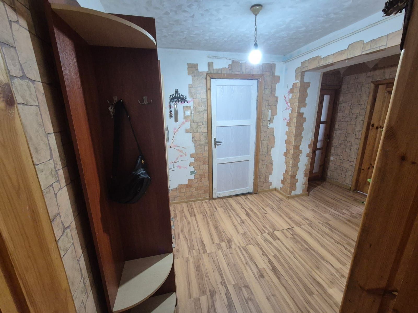 3 ком Жазира, 1 этаж