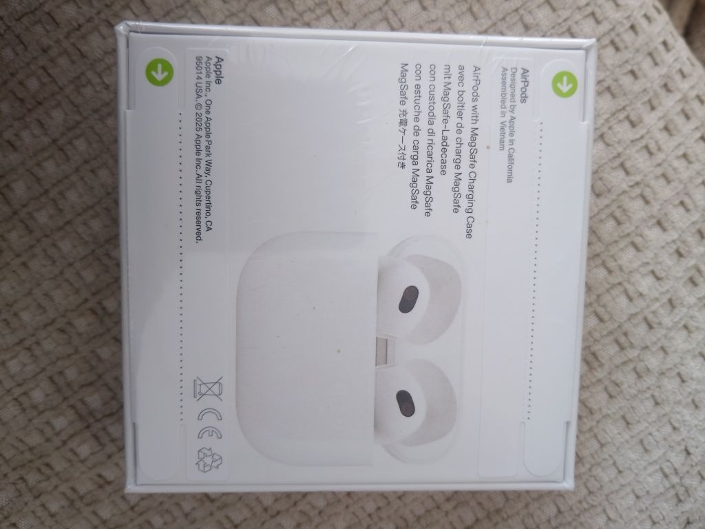 Наушники Apple AirPods 3rd Generation