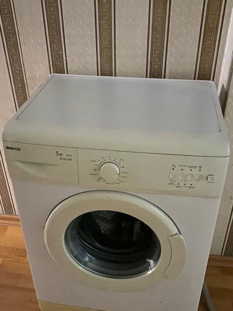 Продам стиральную машину