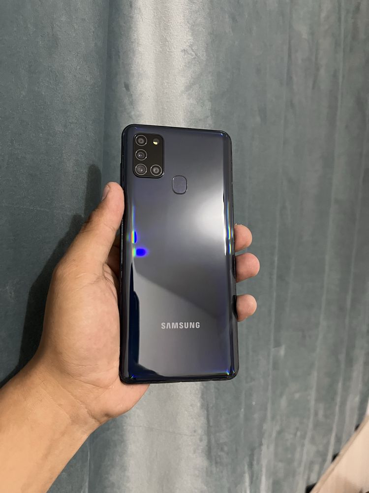 Продам Samsung A21s в отличном состояние