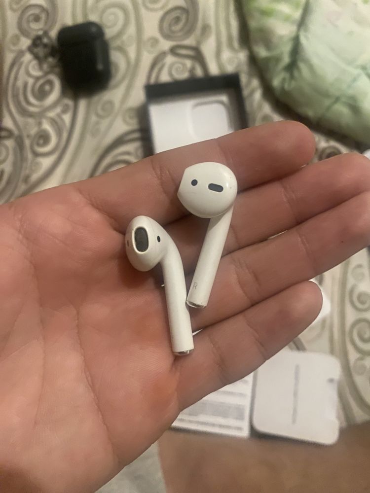 Air pods 2 в хорошем сост