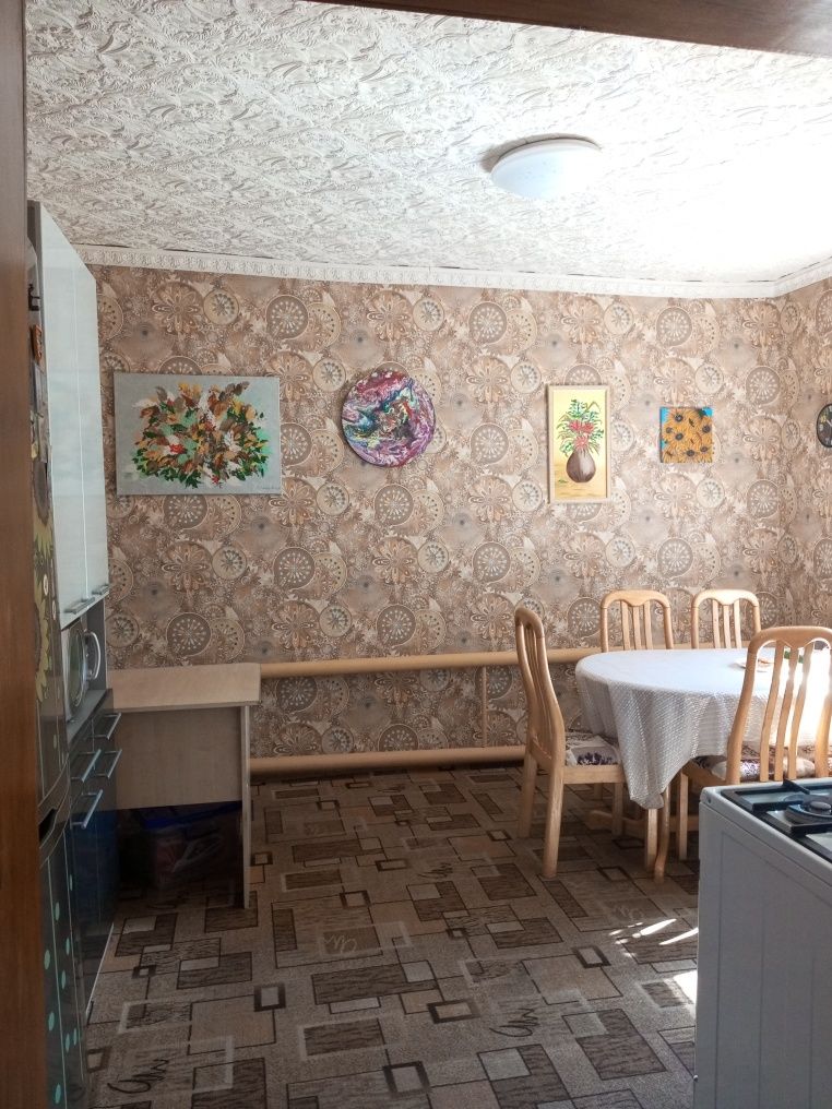 Продам 3 ком. 72м2, 1/4 дома