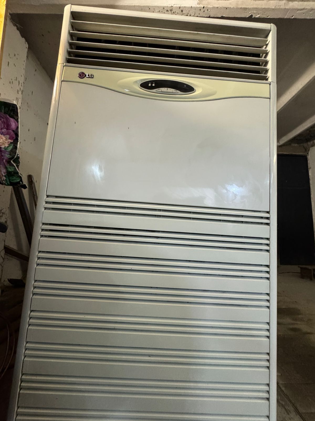 Колонник 240 кв метр. 80 000 BTU