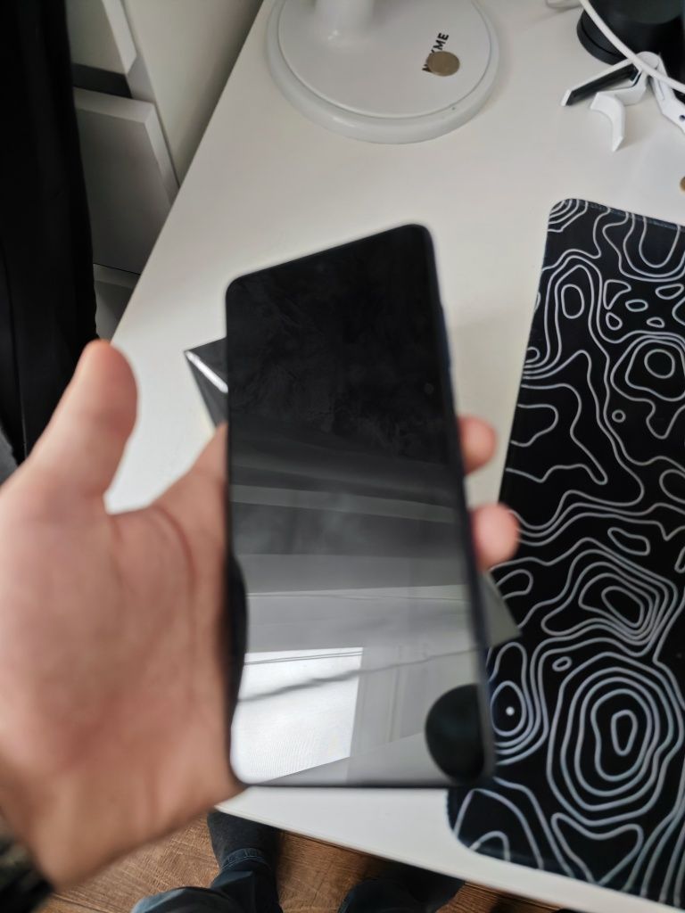 Продам Poco x3 pro