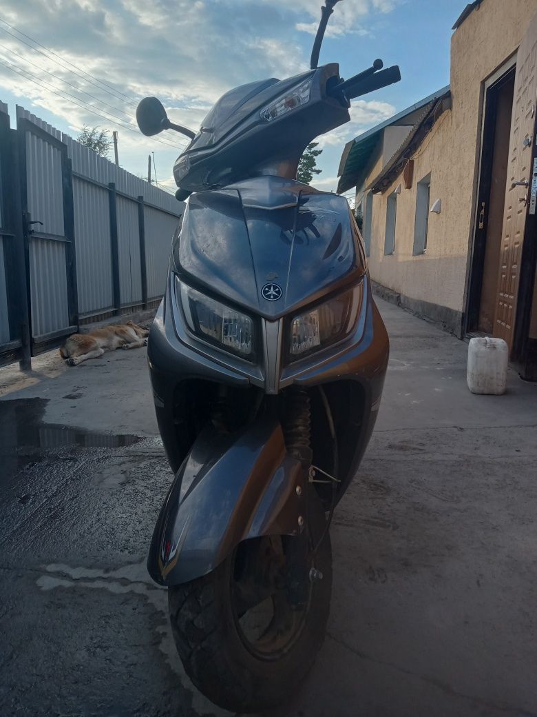 Продам скутар м8