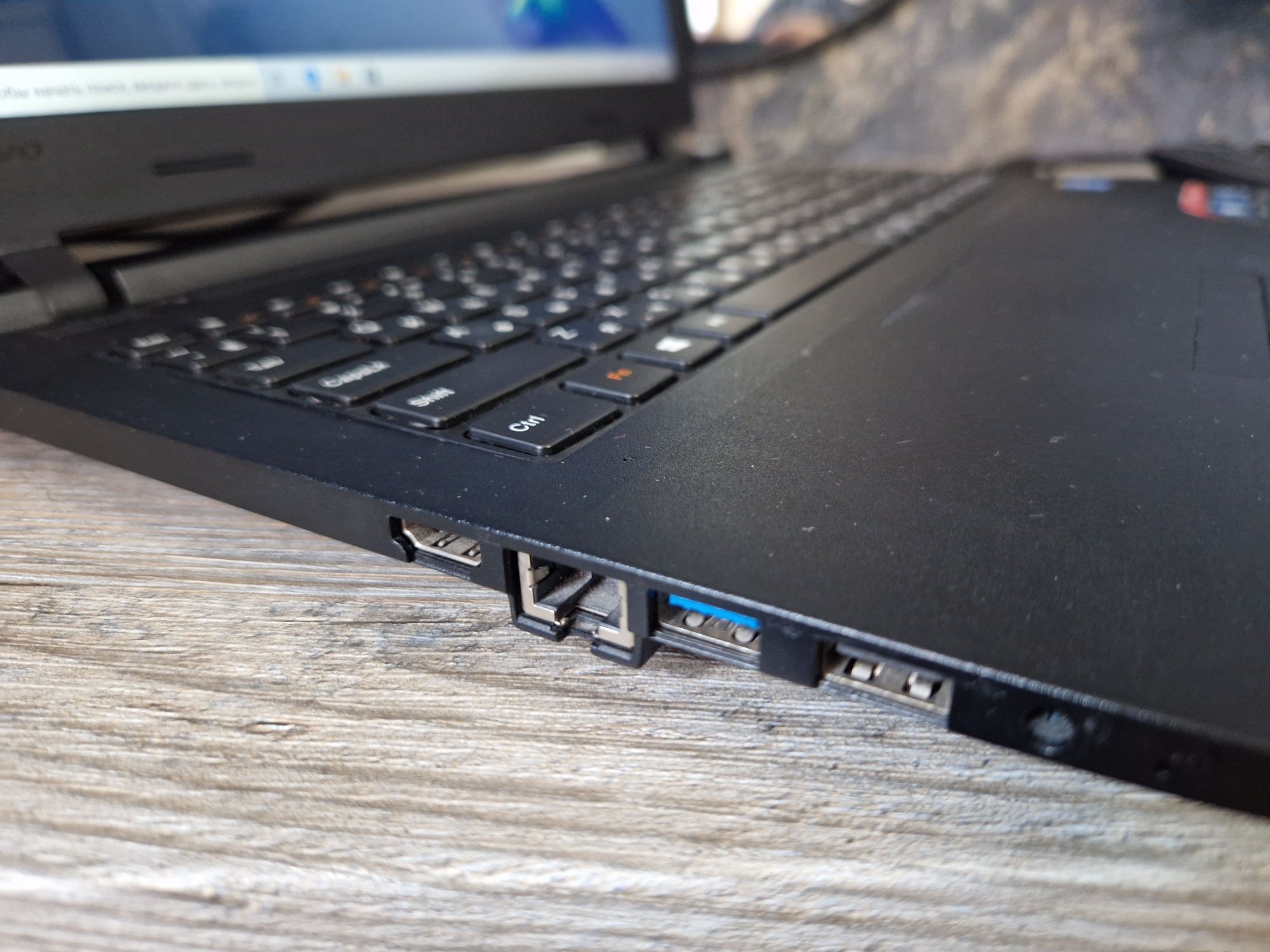 Ноутбук для работы Lenovo Idiapad 100