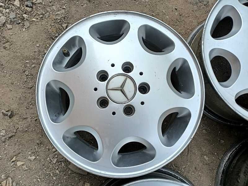Продам оригинальные легкосплавные диски "Ronal" на  Mercedes 124