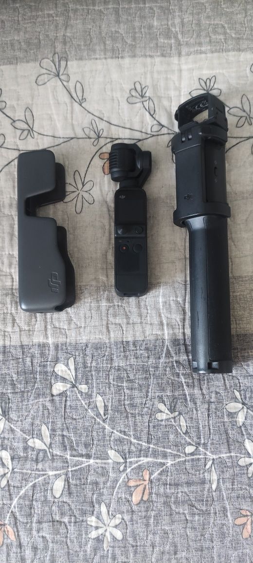 Dji pocket 2 + sd card 256gb + dji selfie stick
