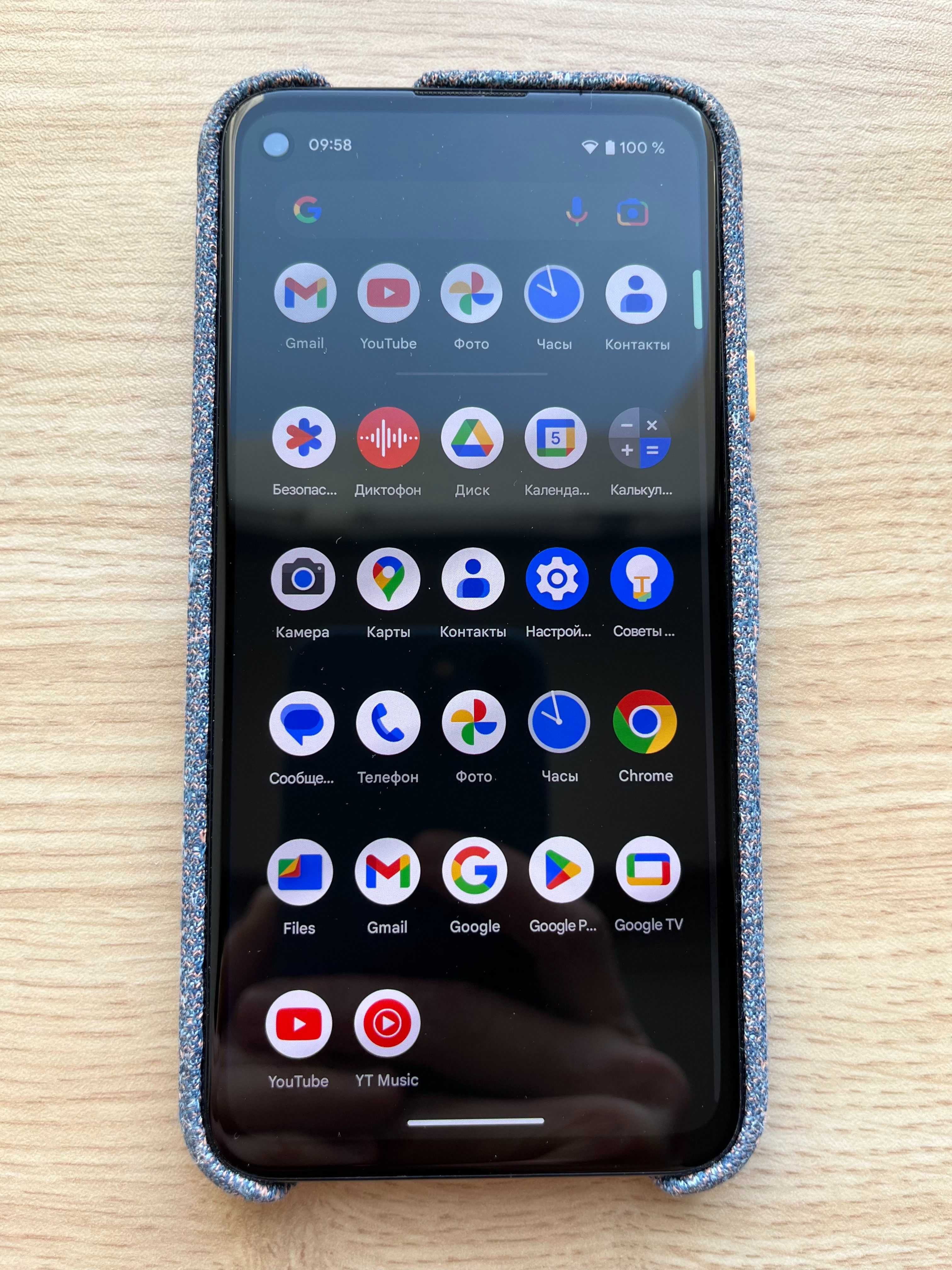 Смартфон Google Pixel 4a 128 Gb + оригинальный чехол Blue Confetti