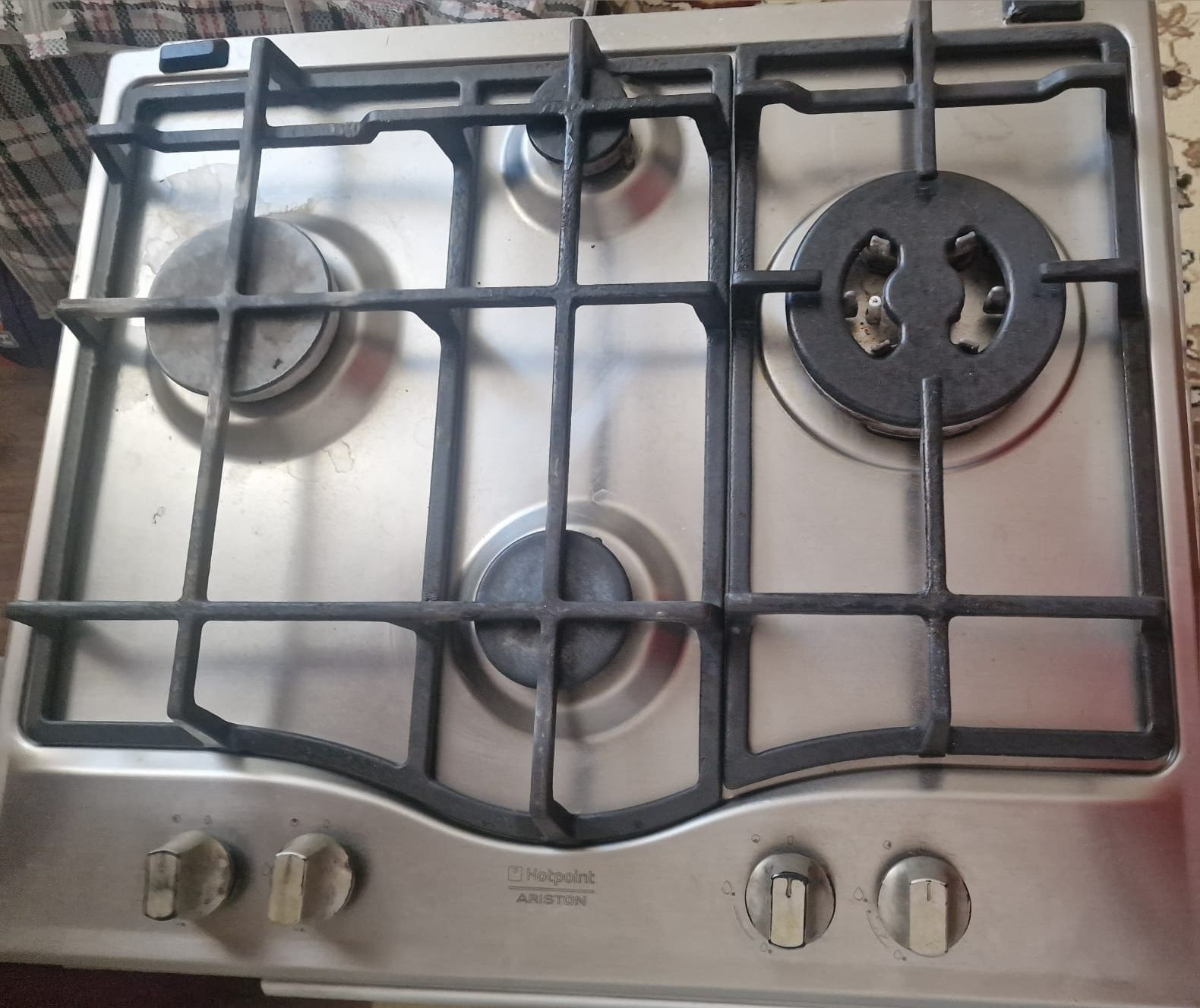 Продам Газ плиту + вытяжка