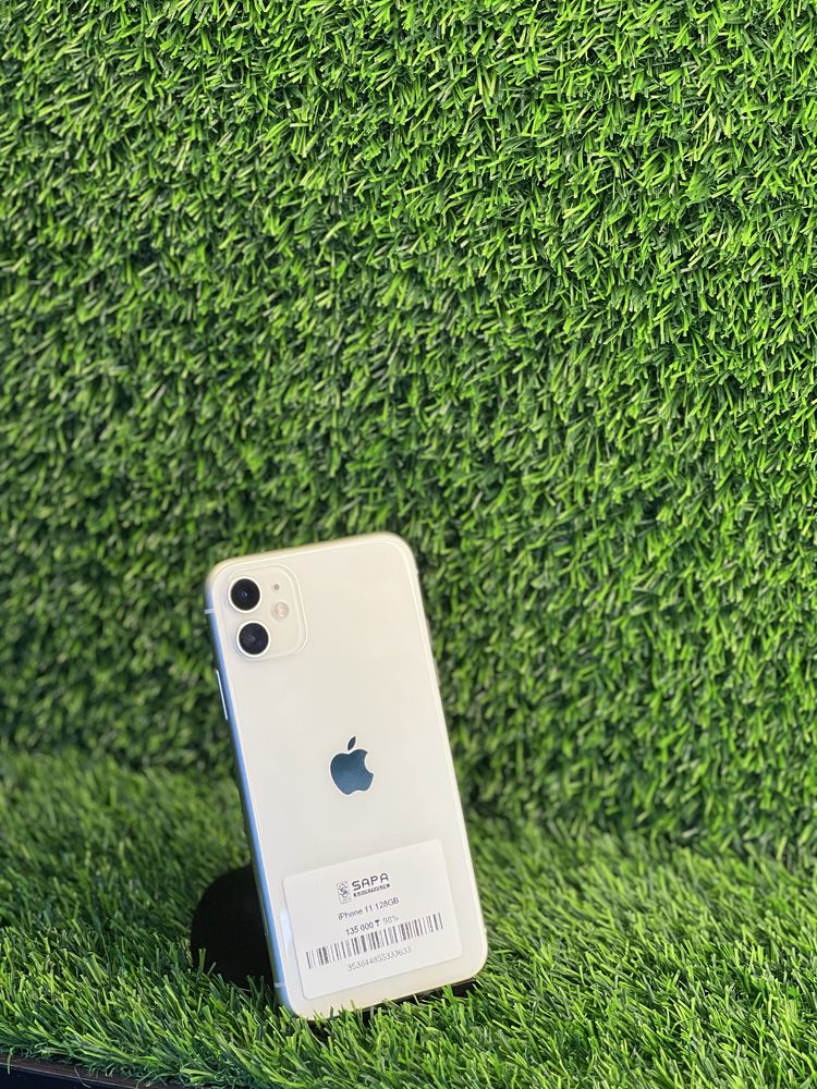 Iphone 11 белый 128ГБ идеал 98%